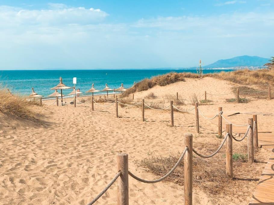 Algaida Beachfront - Seaview Studio Costa Del Sol Appartement Sitio de Calahonda Buitenkant foto