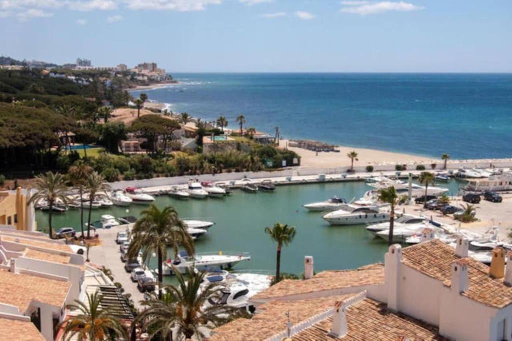 Algaida Beachfront - Seaview Studio Costa Del Sol Appartement Sitio de Calahonda Buitenkant foto